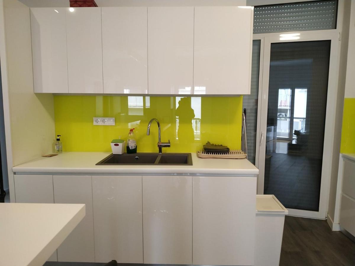Fully Renovated, Family-Friendly Apartment, Next To A Huge Green Park, In Athens Center Eksteriør billede