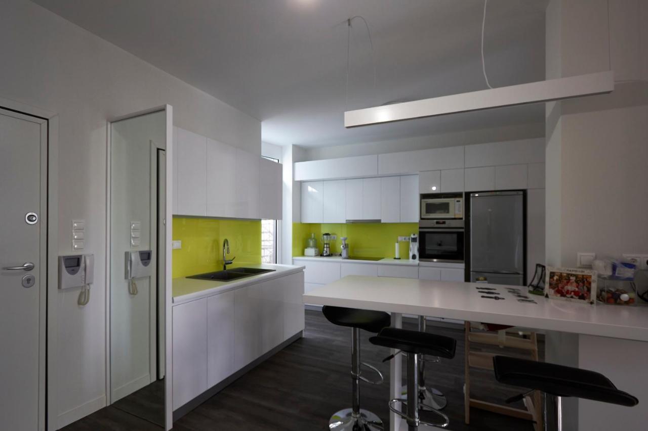 Fully Renovated, Family-Friendly Apartment, Next To A Huge Green Park, In Athens Center Eksteriør billede