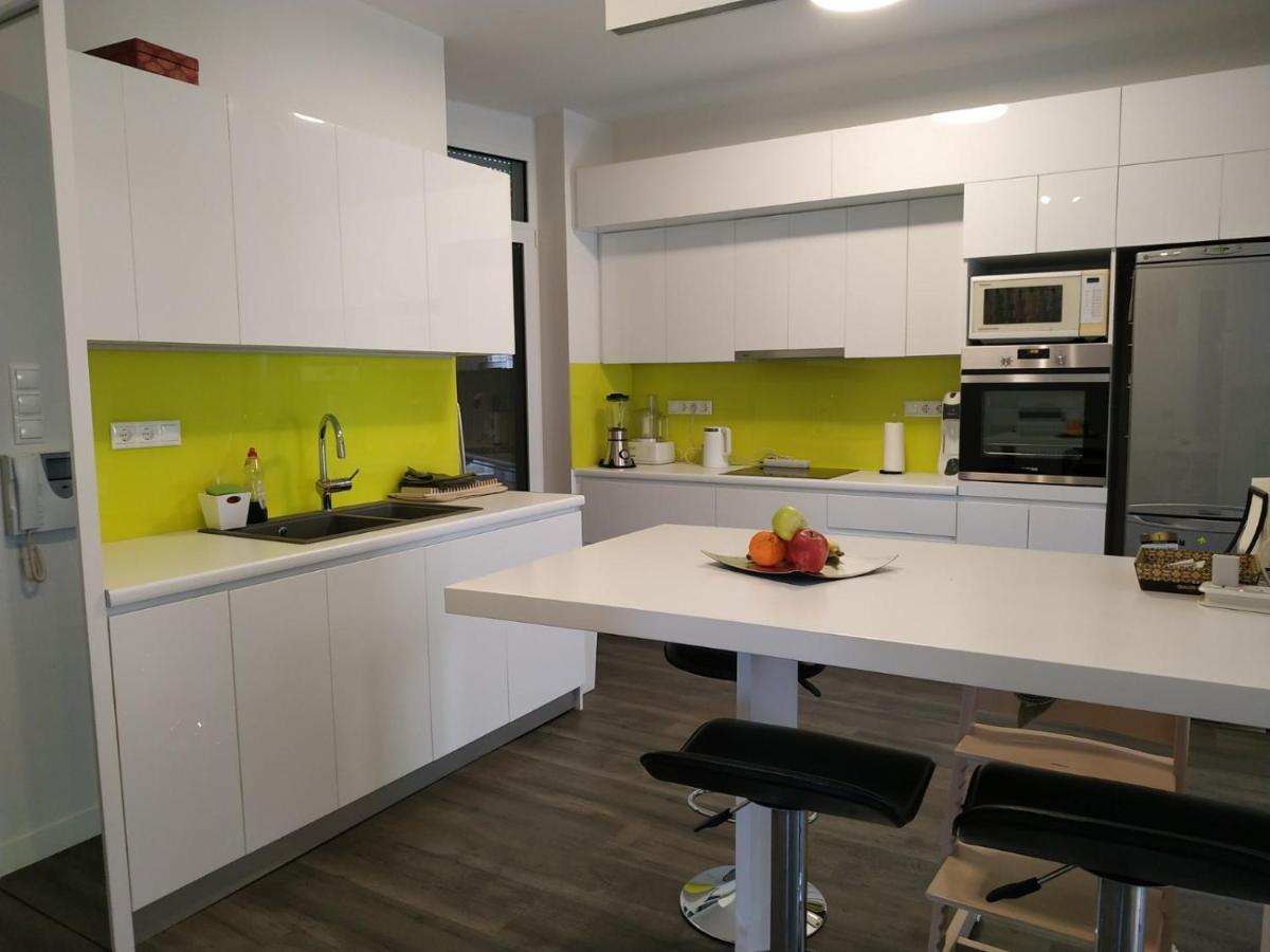 Fully Renovated, Family-Friendly Apartment, Next To A Huge Green Park, In Athens Center Eksteriør billede