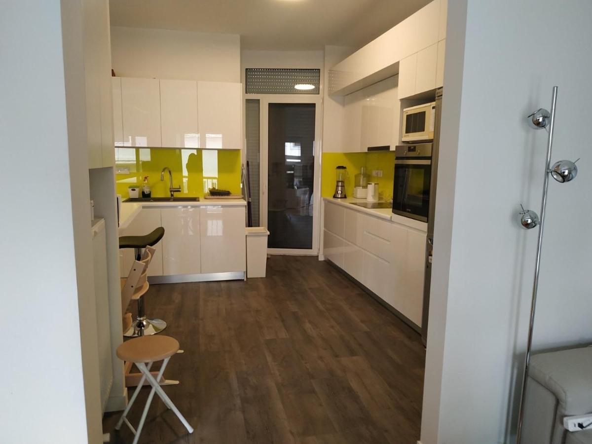Fully Renovated, Family-Friendly Apartment, Next To A Huge Green Park, In Athens Center Eksteriør billede