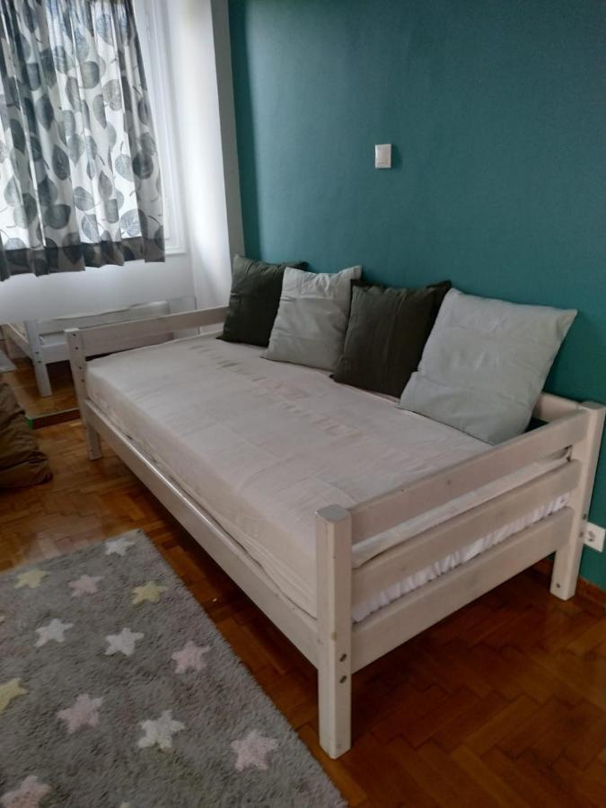 Fully Renovated, Family-Friendly Apartment, Next To A Huge Green Park, In Athens Center Eksteriør billede